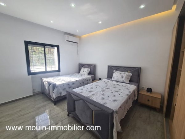 villa S+3 avec piscine proche de la polyclinique de hammamet