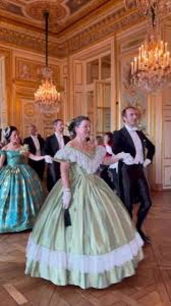 bal costumé