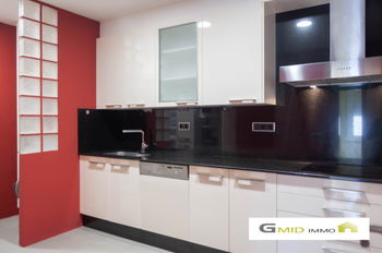 vente appartement rénové 3 chambres dans centre Roses Costa Brava