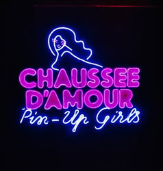 Bar champagne engage serveuse Hasselt Belgique
