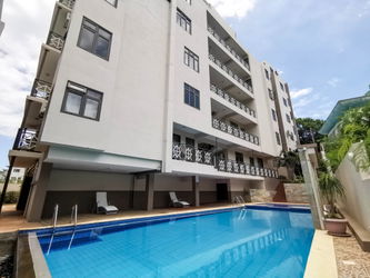 Les appartements et Piscine commun