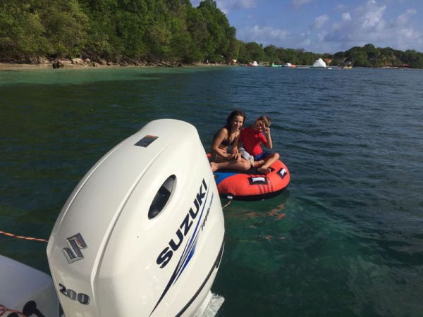 Location de bateau à  moteur en Martinique