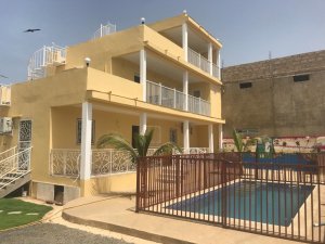 Vente warang villa 5 pièces 1 terrain 300m² M&#039;Bour Sénégal