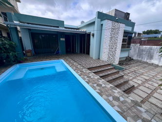 Villa et piscine