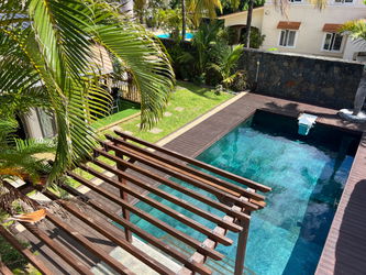 Vue de la piscine