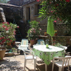 cour rez de chaussée