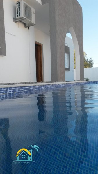 Vente 1 belle villa piscine djerba midoun vendre- Medenine Tunisie