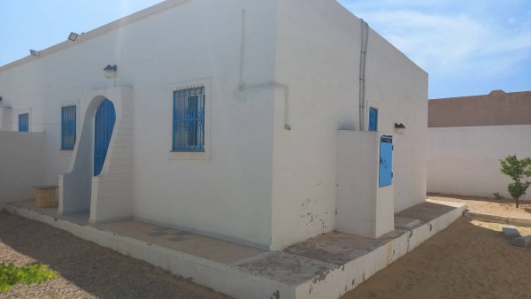 Location Jolie Maison 2 chambres jardin proche commodités Djerba Tunisie