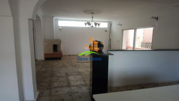Annonce location Villa étage F5 Ambohibao Ambohijanahary Antananarivo
