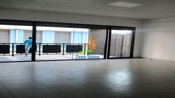 Location Locaux sécurisés choix 58m² 71m² 211m² RDC Antanimena