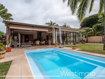 Maison familiale de 5 chambres avec piscine et jardin à Vendre à RIVIERE NOIRE