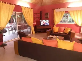 Annonce Belle villa meublée f4 location saly résidence safari Saly Portudal