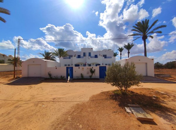 Vente Propriété l'architecture typique Djerba Tunisie