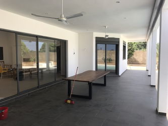 Gandigal -Villa récente 300m² habitables 2600m² terrain Saly Portudal