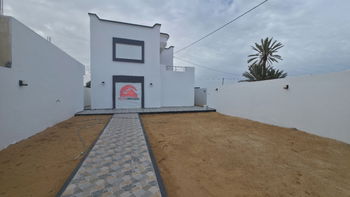 Location annuelle villa neuve à la Zone touristique Djerba
