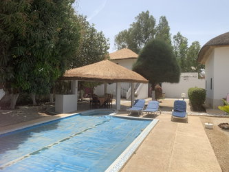 piscine vu extérieur