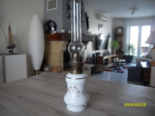 Lampe pétrole vintage Nézignan-l'Evêque Hérault