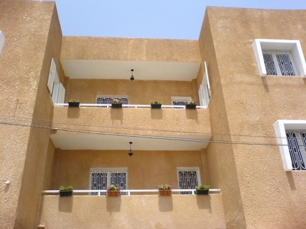 Vente immeuble 2 etages 20 pieces Dakar Sénégal