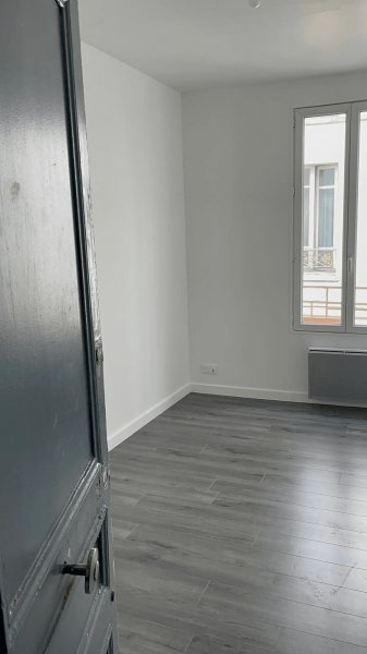Location appartement rénovée 2 pièces 24 42 m² Saint-Denis 93200