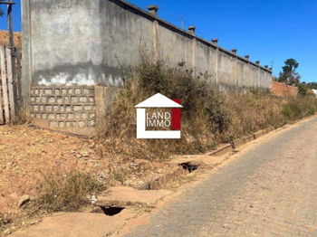 Vente 1 terrain plat 1300m2 déjà clôturé Anjomakely RN7 Antananarivo