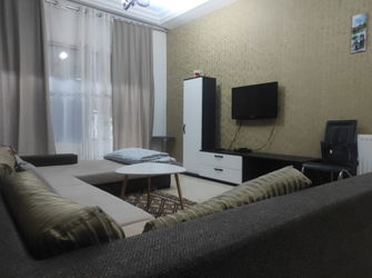 Salon + Balcon
