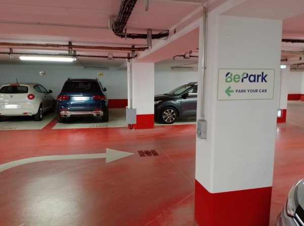 Garage / place de parking à louer à Le Bourget / Seine Saint Denis