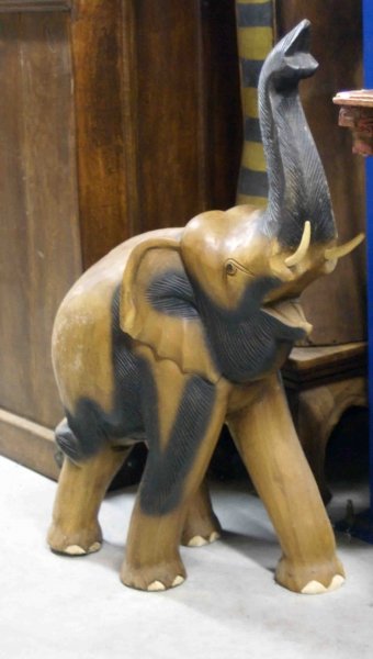 grande statue d'éléphant bois H 80 cm Sedan Ardennes