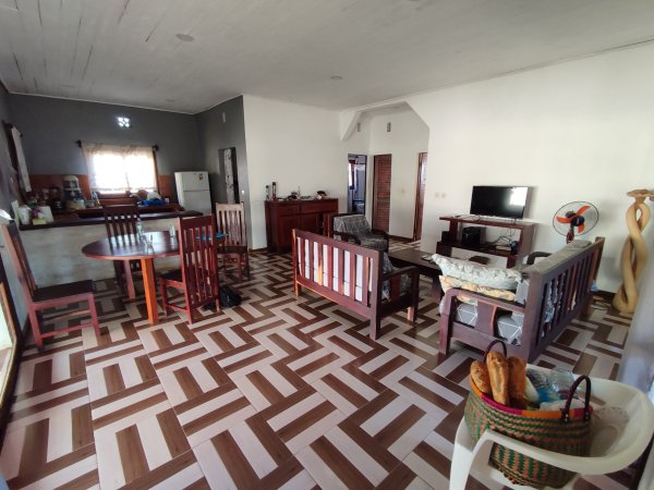 Loue belle maison 2 chambres meublée équipée tuléar ville madagascar Toliara