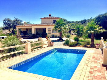 Vente Villa 4 chambres plus annexe FARO LOULE Portugal