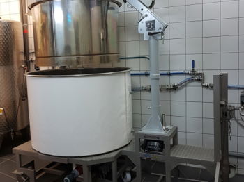 Cuve de brassage et filtration