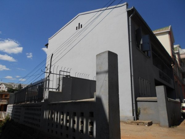 Vente Maison étage F7 Avaradoha Antananarivo Madagascar