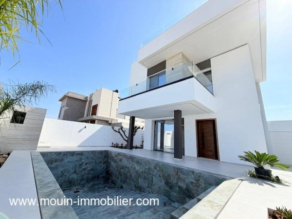Villa avec piscine S+5 à vendre à Hammamet Nord