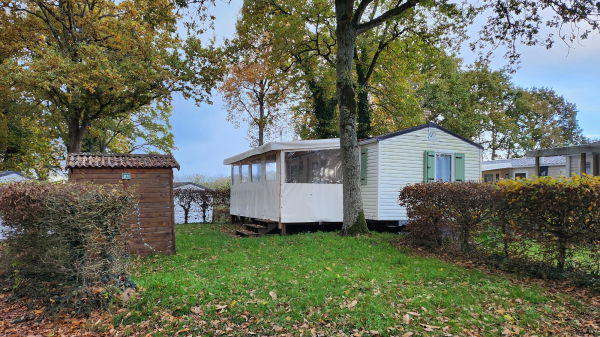 Extérieur mobil-home et parcelle