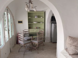 Location jolie maison typique 2 chambres piscine située djerbahood Medenine