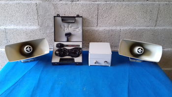 Ensemble microphone amplificateur hauts parleurs BOUYER Sanilhac Dordogne