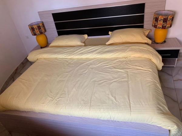 Chambre avec salle de bain