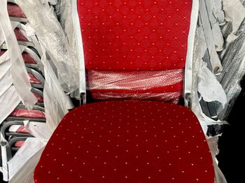 Annonce PROMO CHAISES VIP ROUGES 1ère QUALITE 05 Dakar Sénégal