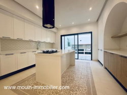 Villa avec piscine à vendre à hammamet