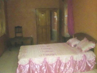 Location MADAGASCAR Tuléar CHAMBRES MEUBLEE