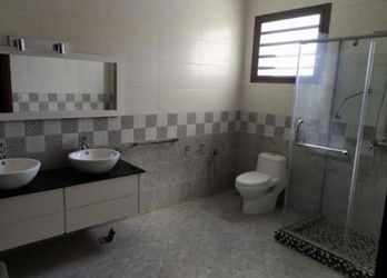 Ivandry GRANDE VILLA NEUVE T8 STANDING PISCINE JARDIN dans RESIDENCE FERMEE – 2023-