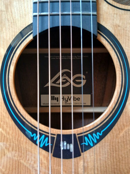 Guitare LAG