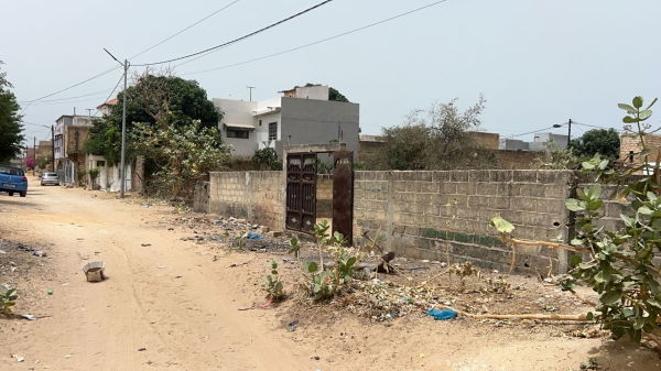 Terrain 238 mètres carrés à vendre à Saly,Sénégal