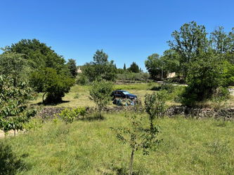 Vente terrain 1025 m² Banne proche les Vans Ardèche