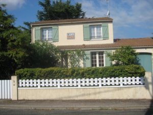 location Maison calme 3km d&#039;Argeles/mer pied montagne Saint-André