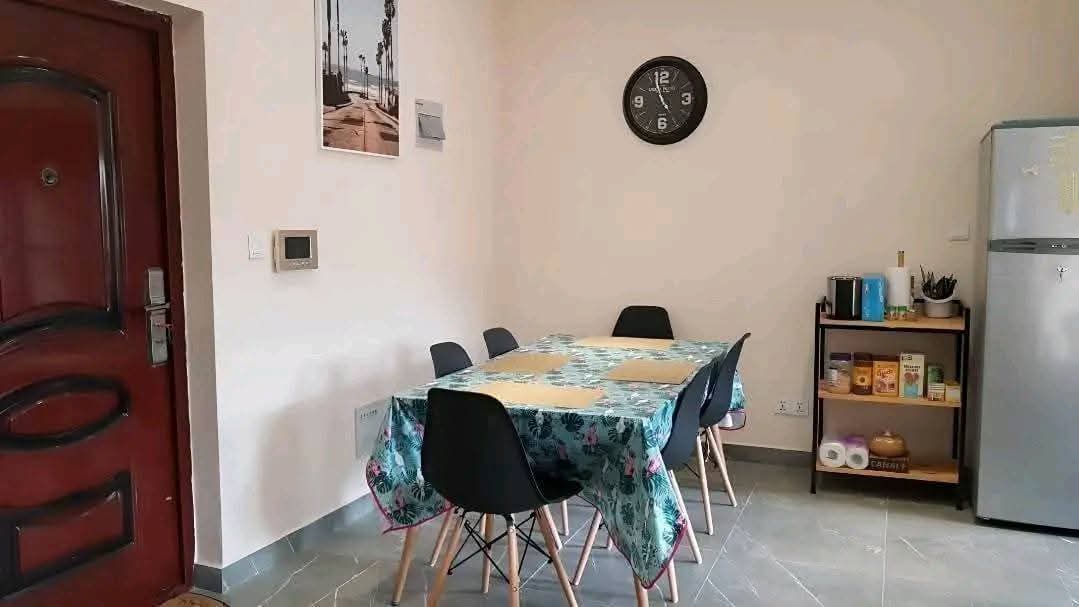 Appartement T3 meublé à vendre à Ambatobe