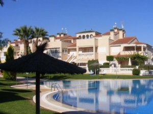 Vente 114900 € Playa flamenca bungalow 85 m2 2 ch 2sdb pisc Espagne