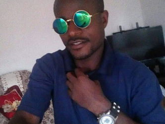 JEUNE HOMME 33 ANS POUR FEMME MURE Dakar Sénégal