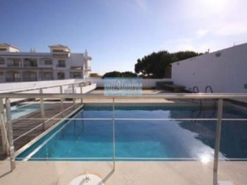 Vente Villa 3 chambres VILAMOURA, accès direct au golf