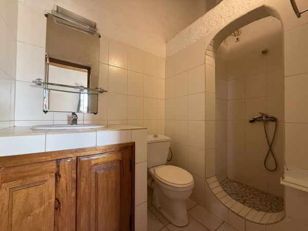 Salle d'eau agréable