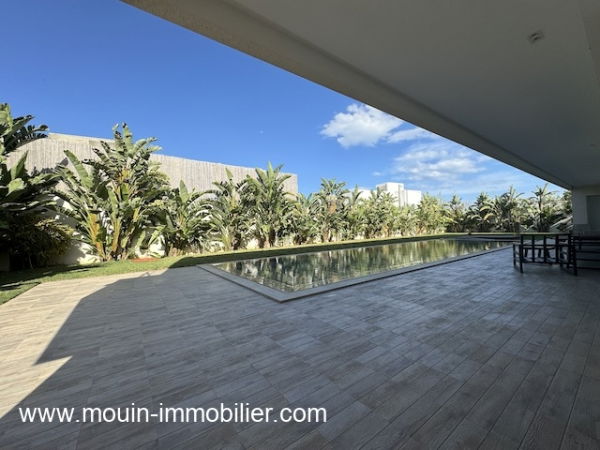 PISCINE ET JARDIN